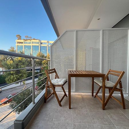 Pentelis Cozy Apt In Paleo Faliro Athen Exterior foto