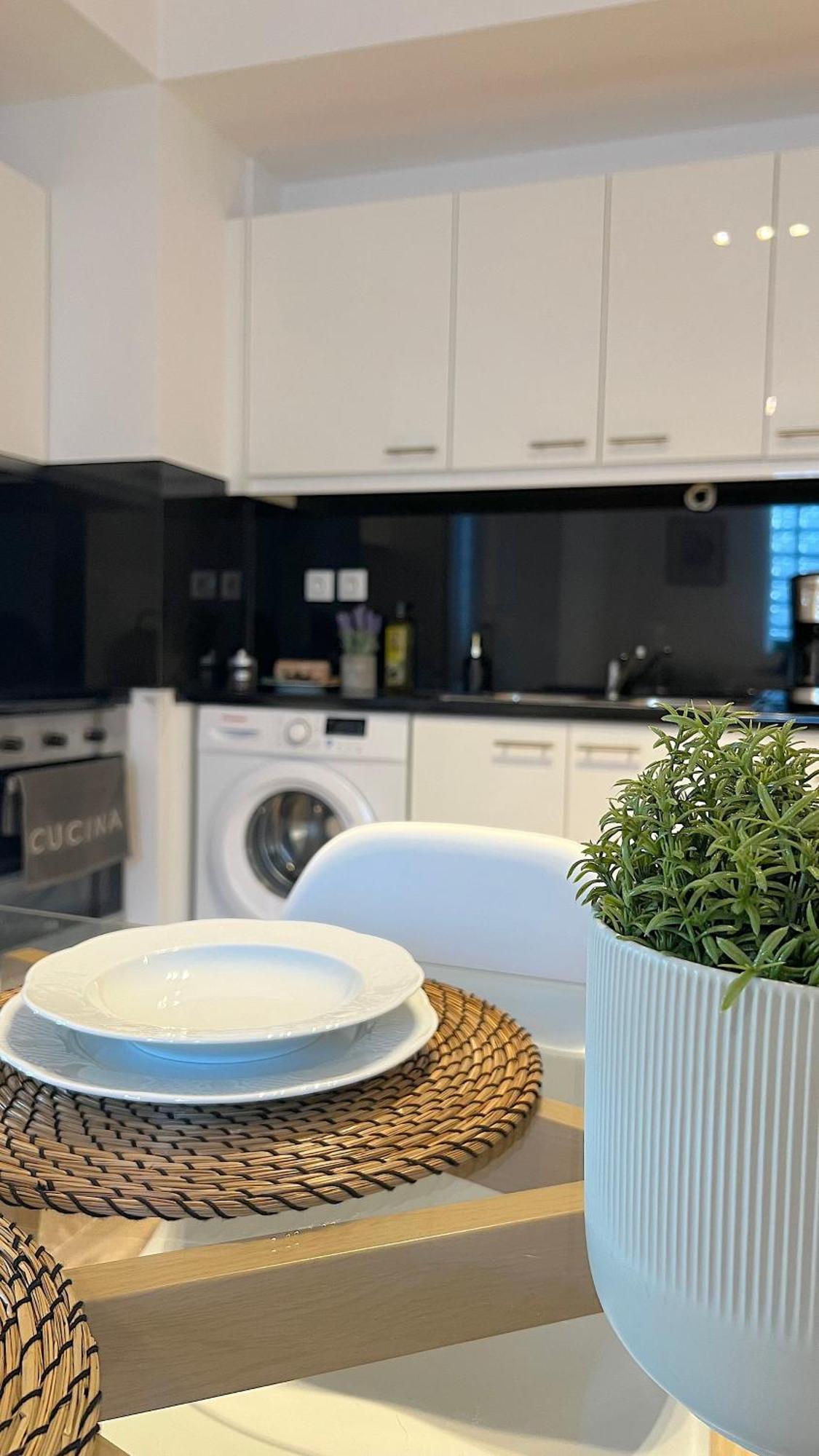 Pentelis Cozy Apt In Paleo Faliro Athen Exterior foto
